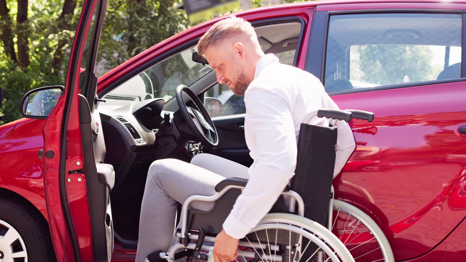 Personne en situation de handicap : quelle assurance auto choisir ?