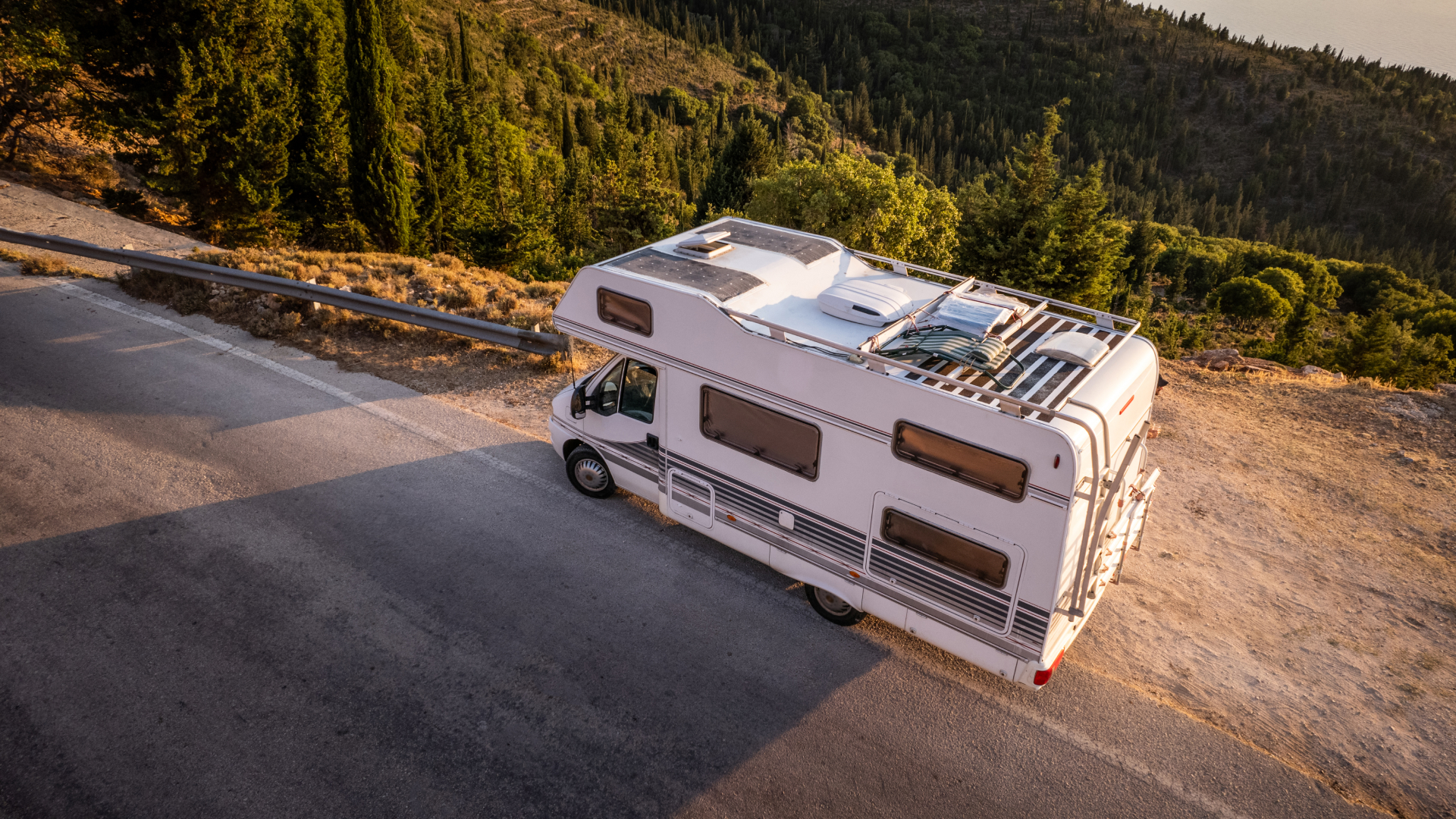 assurance camping car