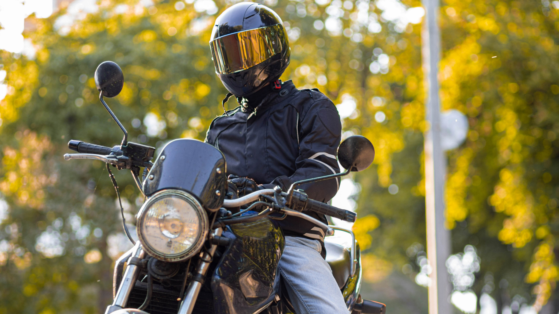 assurance moto jeune conducteur